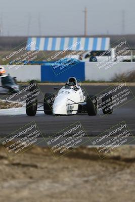 media/Mar-16-2025-CalClub SCCA (Sun) [[e72803ec8c]]/Group 3/Qualifying (Turn 1)/